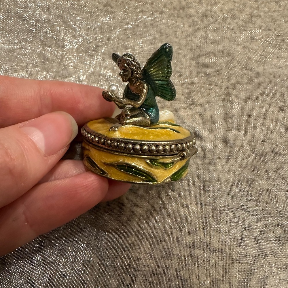 Fairy box